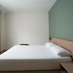 Alora Aparthotel 4*