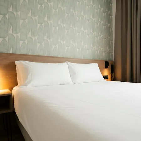 Aparthotel Alora