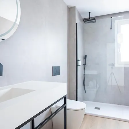 Alora Apartmanhotel 3*